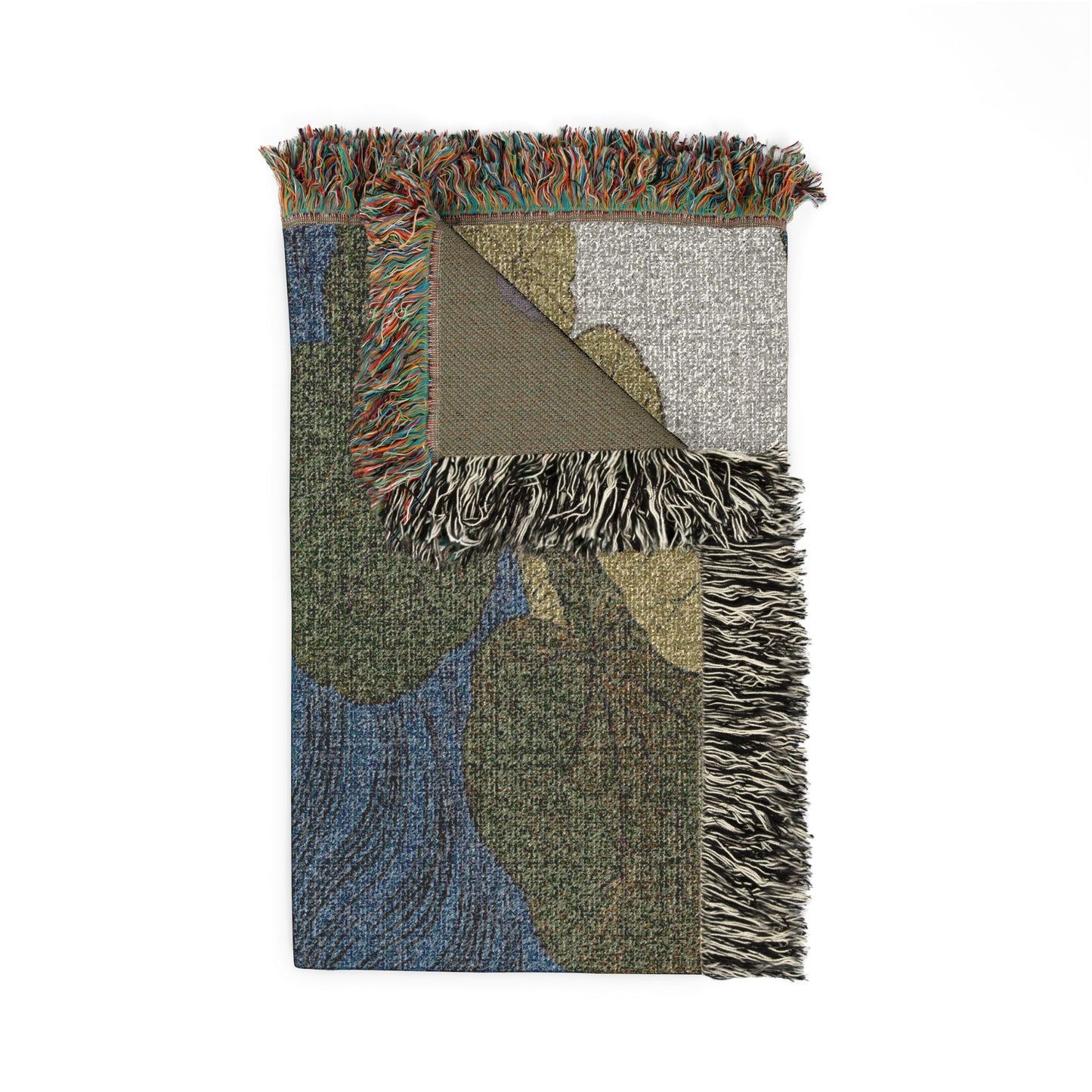 Woven blanket with tiger designs