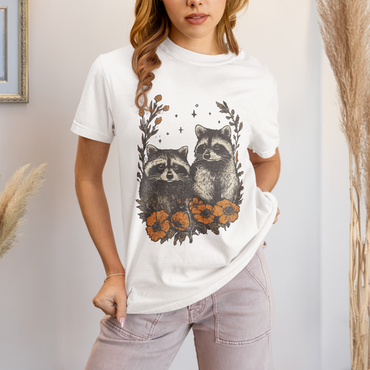 Comfort Colors Vintage Style Raccoon Shirt, Bohemian Raccoon Distressed Style T-shirt, Retro Autumn Fall Season Shirt, Boho Flower Top